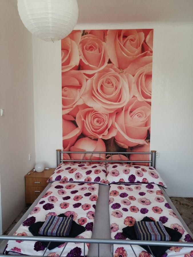 Apartamento U Ladi Bulhary Exterior foto