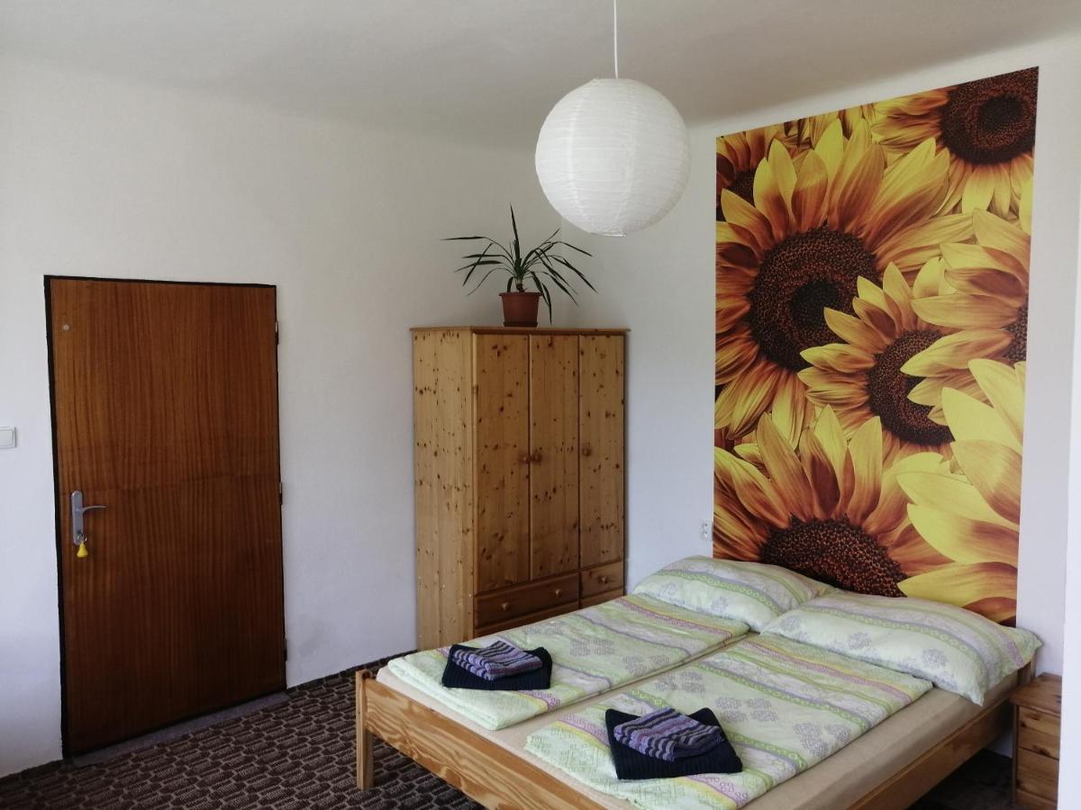 Apartamento U Ladi Bulhary Exterior foto