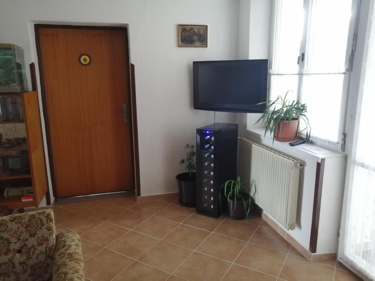Apartamento U Ladi Bulhary Exterior foto